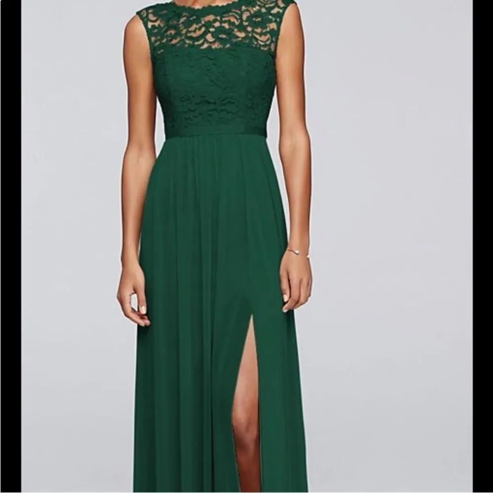 David's Bridal Juniper Bridesmaid Dress. Size 0.